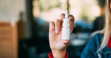 Nasal sprays may ease nasal congestion, but overusing them can lead to addiction. (iStock Photo)