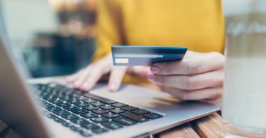 The contactless payments made in the first 11 days of this month are said to have reached 31 million. (iStock Photo)