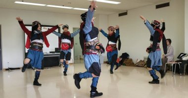 Still shot from the video of Takasaki Taito and his friends performing the Zeybek dance. (AA Photo)