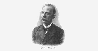 A portrait picture of Ismail Gaspıralı. 
