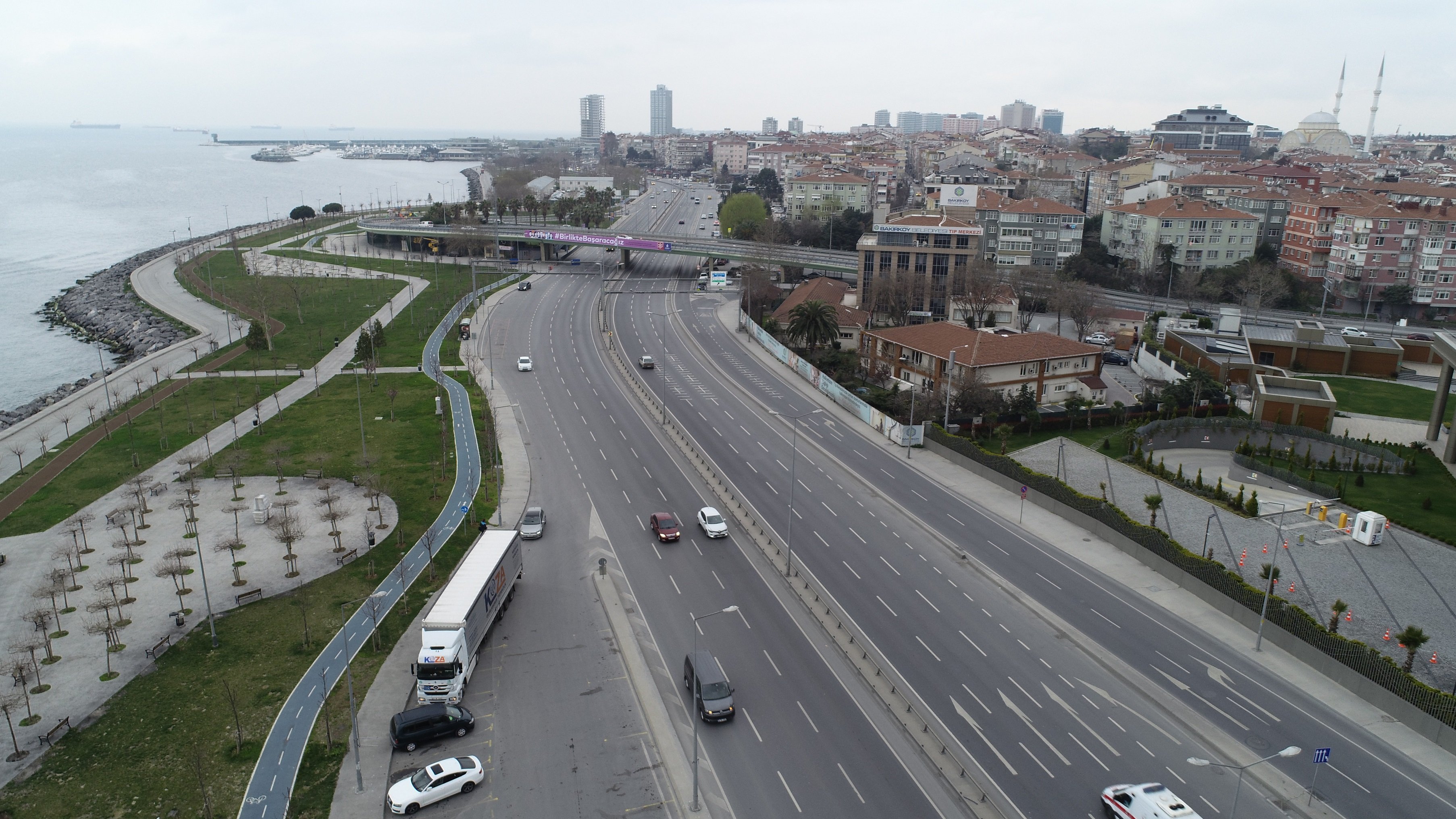 istanbul s air pollution down 30 daily sabah