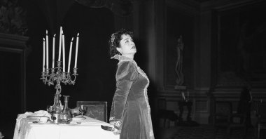 Turkish soprano Leyla Gencer is shown at a dress rehearsal of Puccini's &quot;Tosca&quot; at the San Carlo Opera House in Naples, Italy, Jan. 20, 1955. (AP Photo)