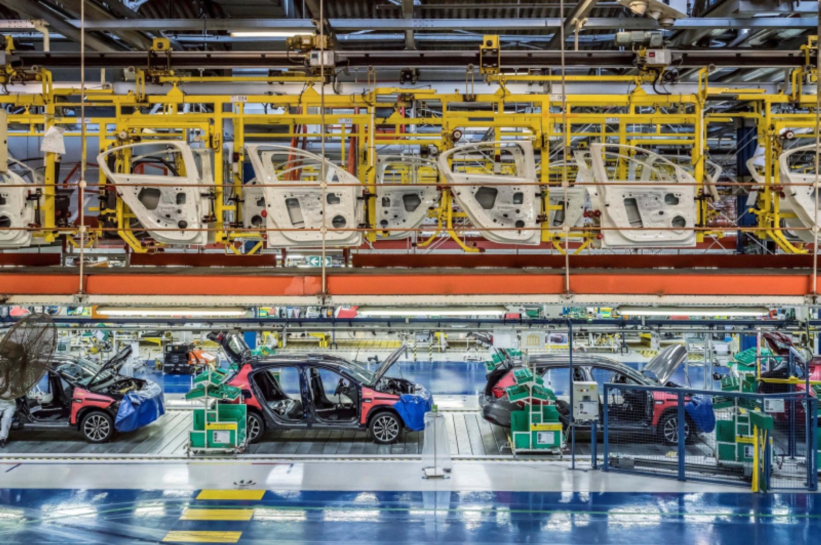 Turkish-Italian joint venture automaker Tofaş's factory in northwestern Bursa. (AA Photo)
