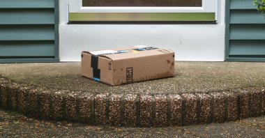 Health experts say the biggest risks remain when you encounter someone with the coronavirus, not packages. (iStock Photo)