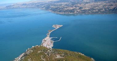 The partnership is due to invest around $1.5 billion in the dam project at Isparta's Eğirdir Lake, pictured in this undated photo. (DHA Photo)