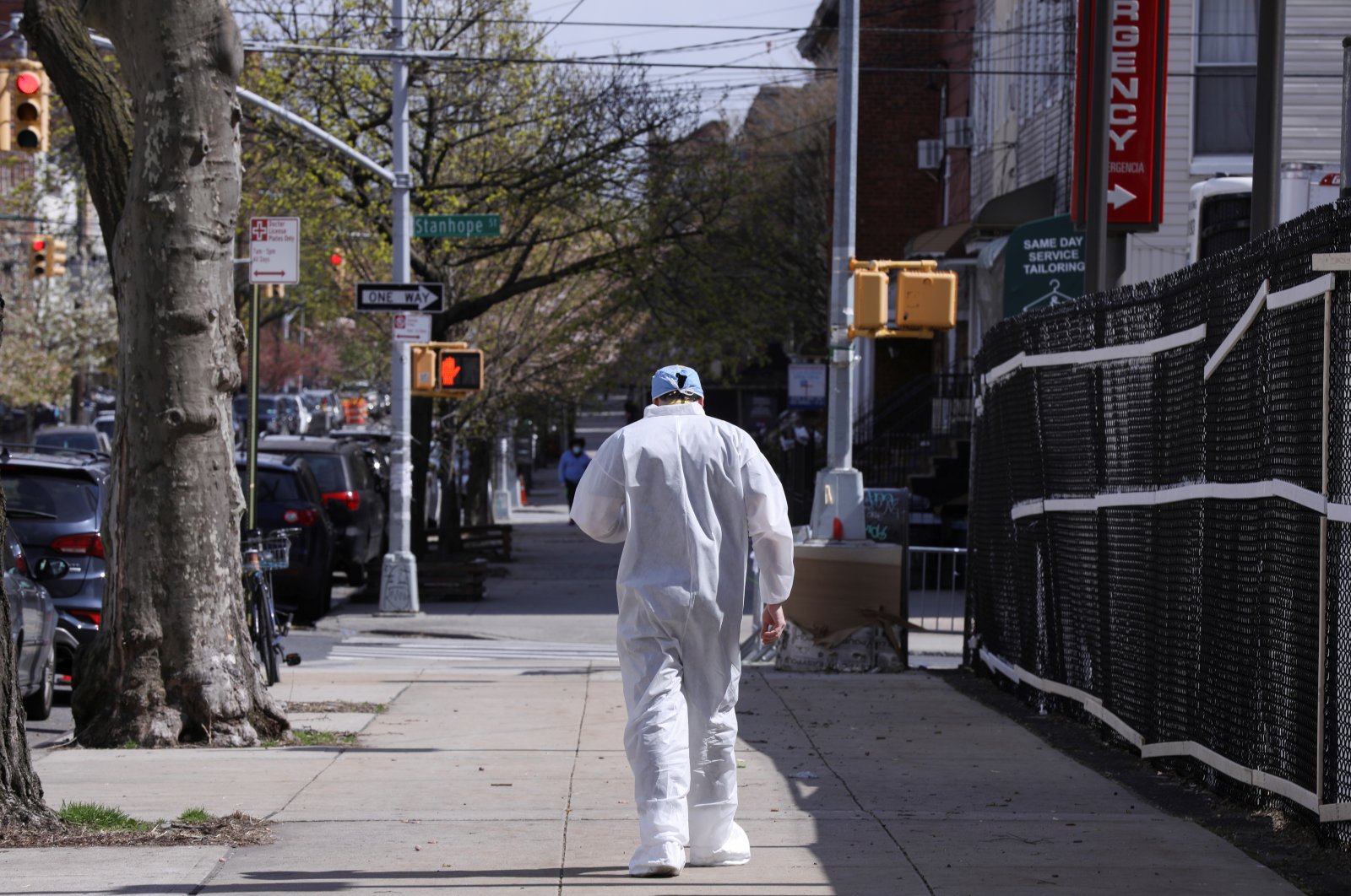 A doctor walks outside the Wyckoff Heights Medical Center in the Brooklyn borough of New York City, New York, U.S., Friday, April 10, 2020. (Reuters Photo)