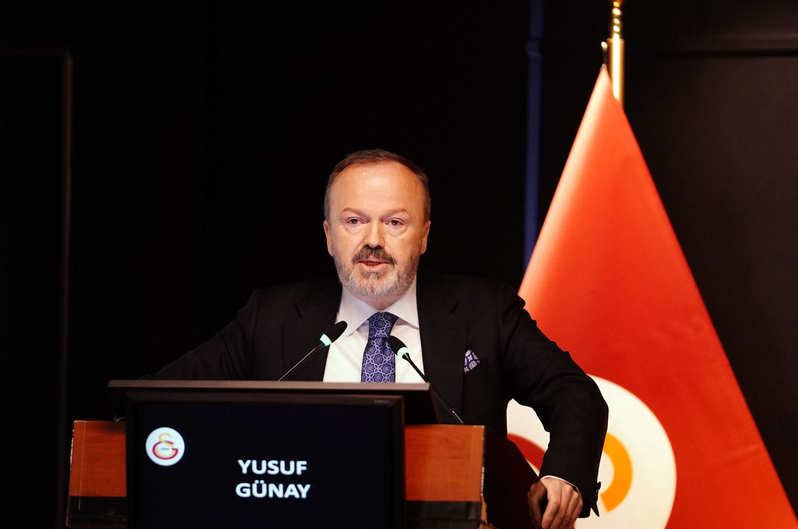 Galatasaray Deputy Chairman Yusuf Günay gives a speech in this undated photo. (AA Photo)