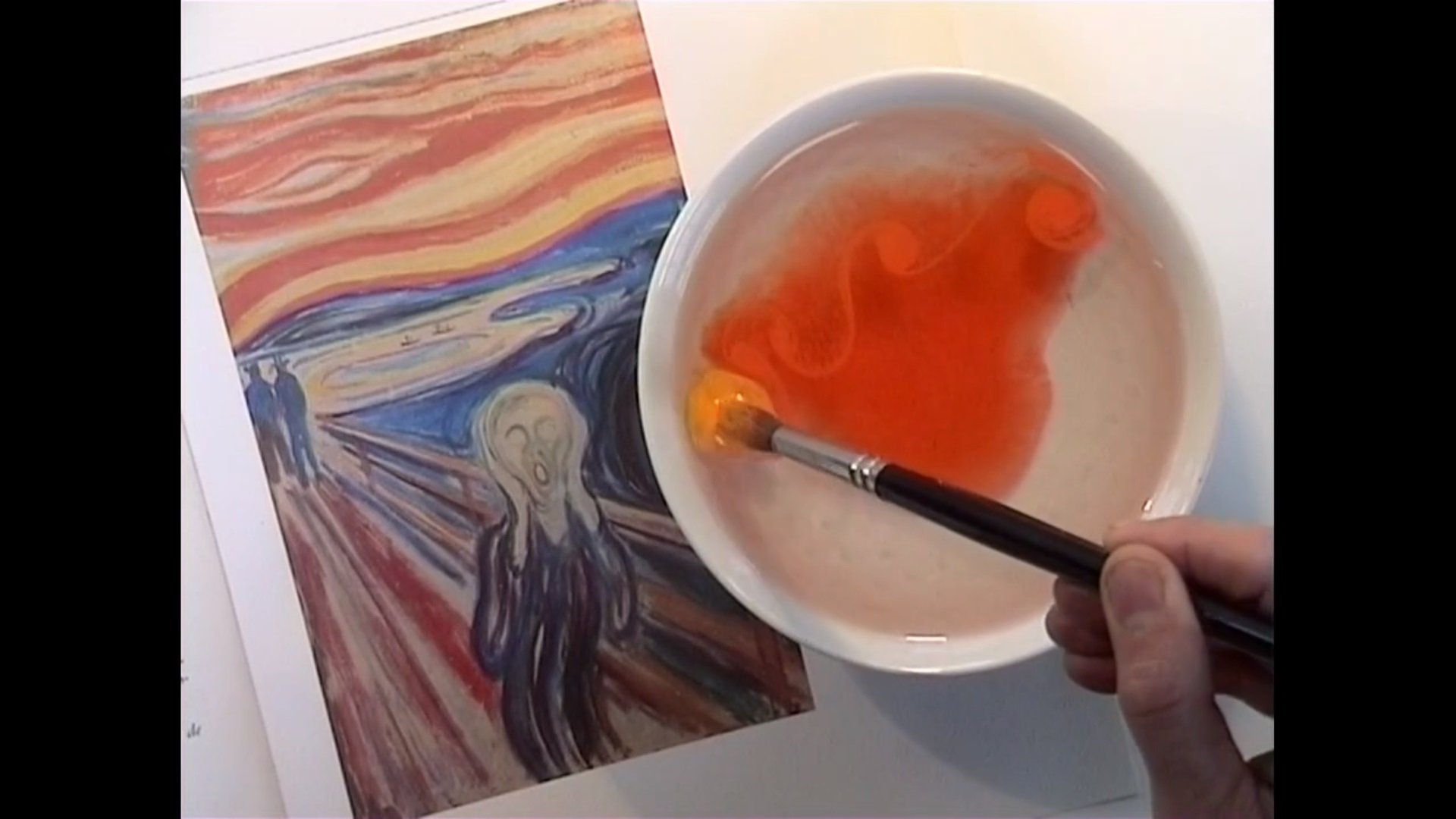 In 'In the Beginning' video, Sarkis recreates Edvard Munch's 'The Scream.'
