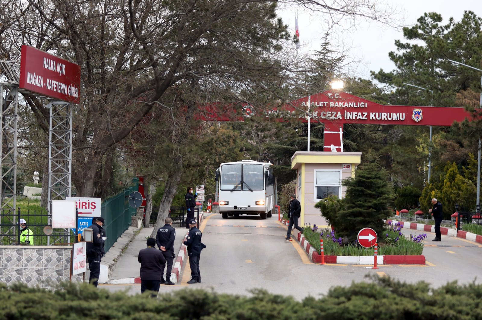 Bus carrying inmates leaves Ankara Penitentiary in the capital Ankara on Wednesday, April 15, 2020. (AA Photo)