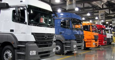 The Mercedes Benz truck factory in central Aksaray province, Turkey, Nov. 28, 2008. (AA Photo)