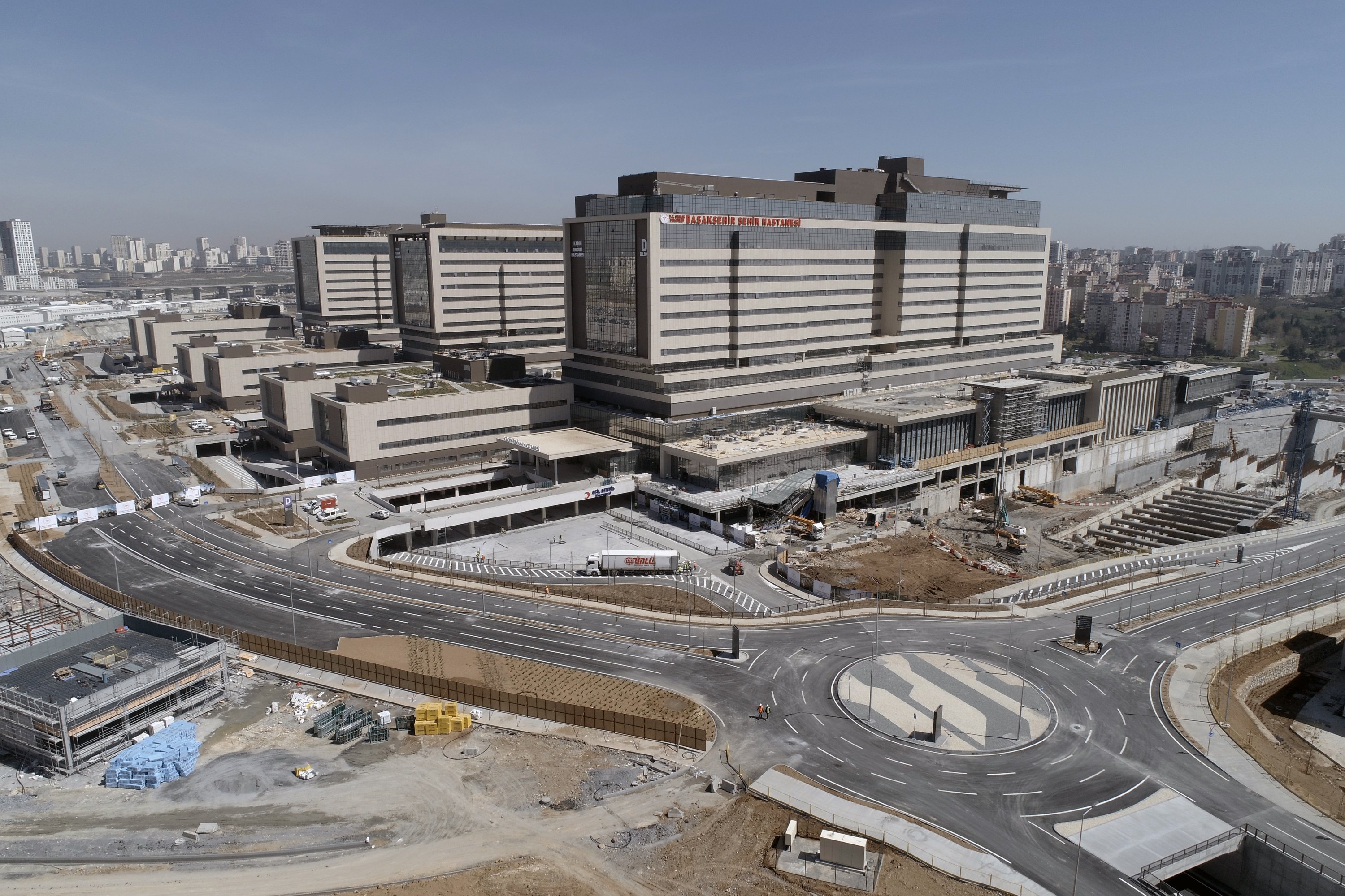 massive new istanbul hospital complex partially unveiled to combat pandemic daily sabah