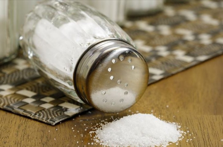 The World Health Organization (WHO) has limited daily salt intake for healthy people to 5 grams. (AA Photo)