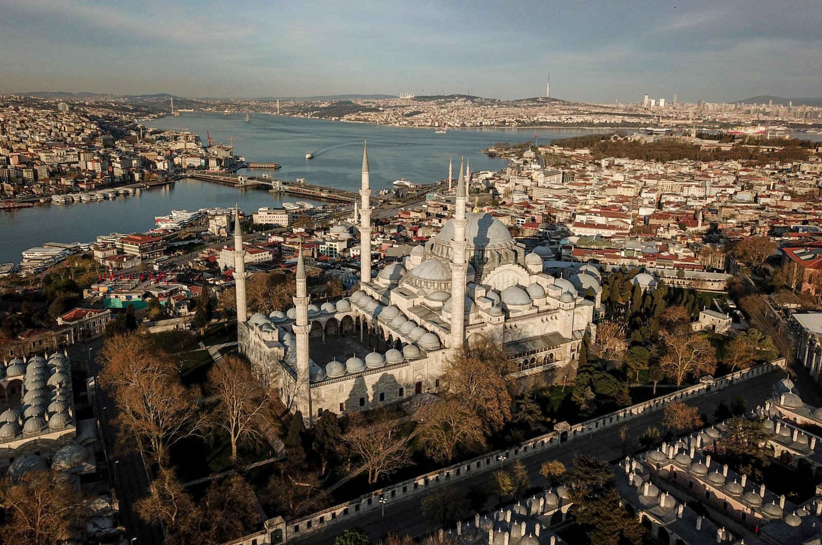 An aerial photo shows a general view of the Süleymaniye Mosque and the Bosporus, Istanbul, Turkey, April 19, 2020. (AFP Photo)