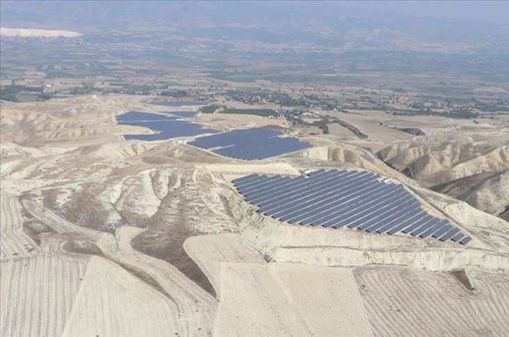 Two Japanese firms, Enechange and Looop, will invest in a solar power plant in Denizli, western Turkey. (AA Photo)