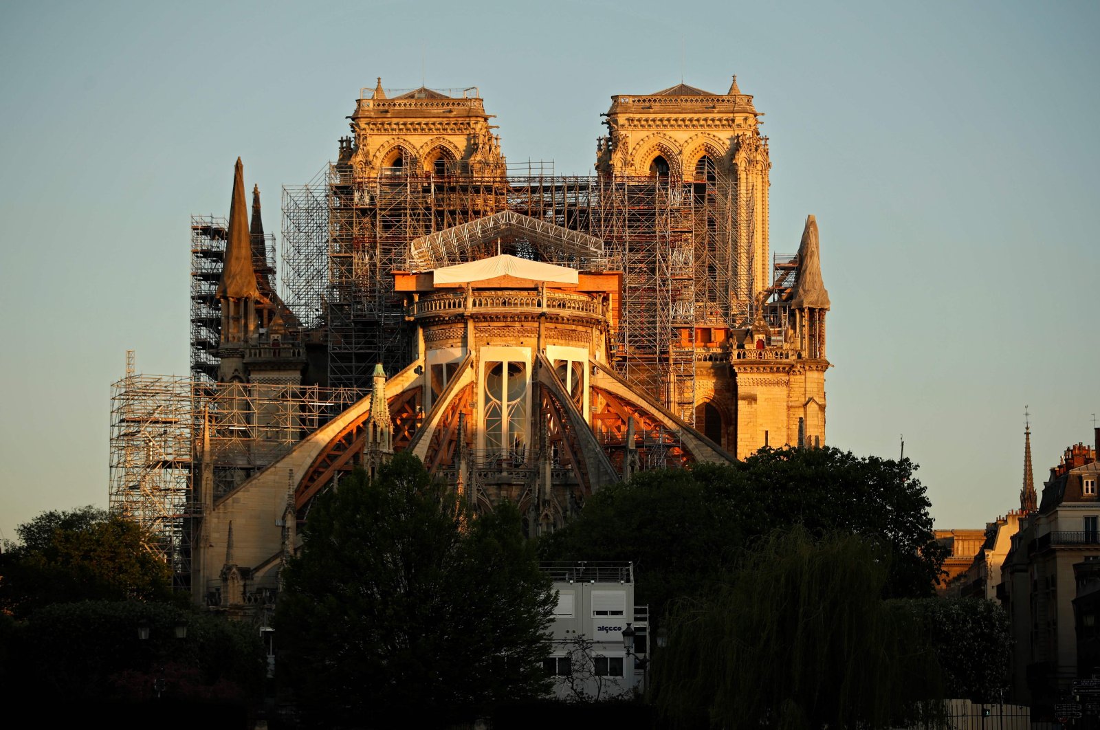 Renovation of Paris' iconic Notre Dame to resume Monday Daily Sabah