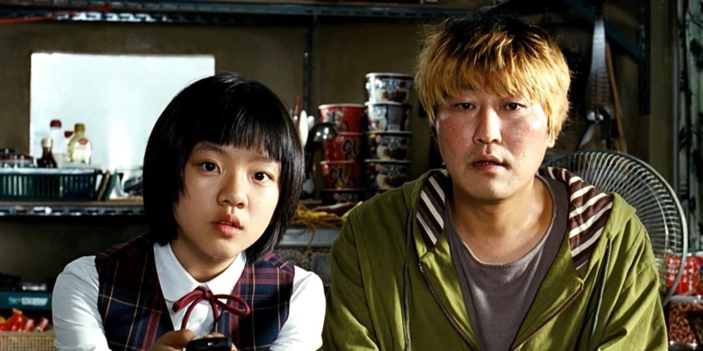 Кинофильмы корейские. Вторжение динозавра Корея. Вторжение динозавра» / Gwoemul (2006).