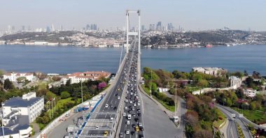 Traffic on July 15 Martyrs' Bridge after the end of a four-day curfew, in Istanbul, Turkey, April 27, 2020. (İHA Photo) 