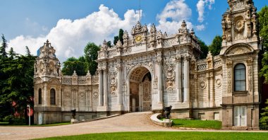 Built between 1843 and 1856 on the European coast of the Bosporus, Dolmabahçe Palace has been a touristic favorite for years. (iStock Photo)