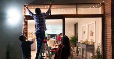 Dearborn residents will be able to submit their choice for best-decorated house to a panel of judges during Ramadan this year. (iStock Photo)