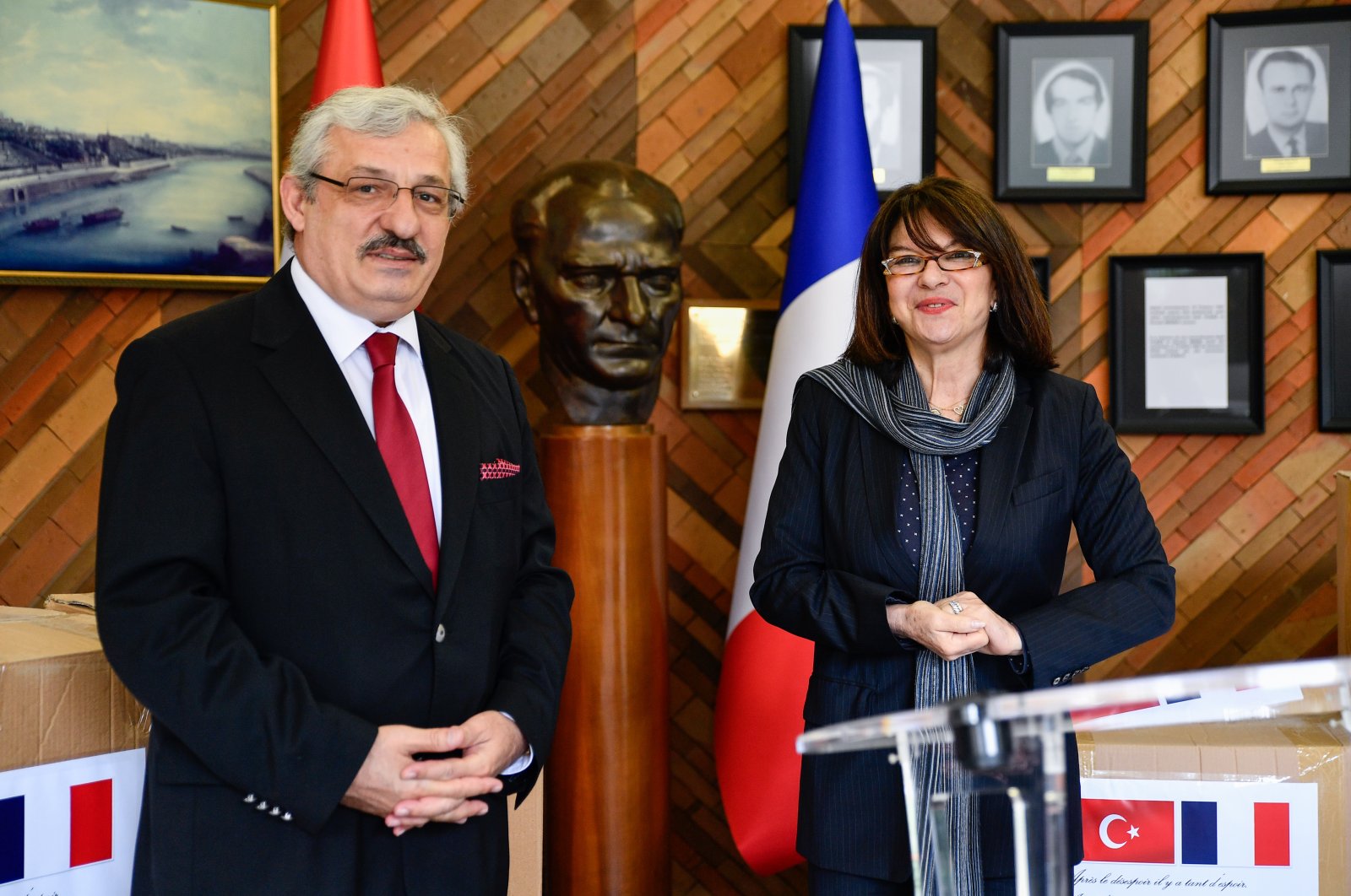 Senator Nathalie Goulet with Turkey's Ambassador to France İsmail Hakkı Musa, during delivery of medical equipment at the Turkish Embassy in Paris, April 29. (AA Photo)