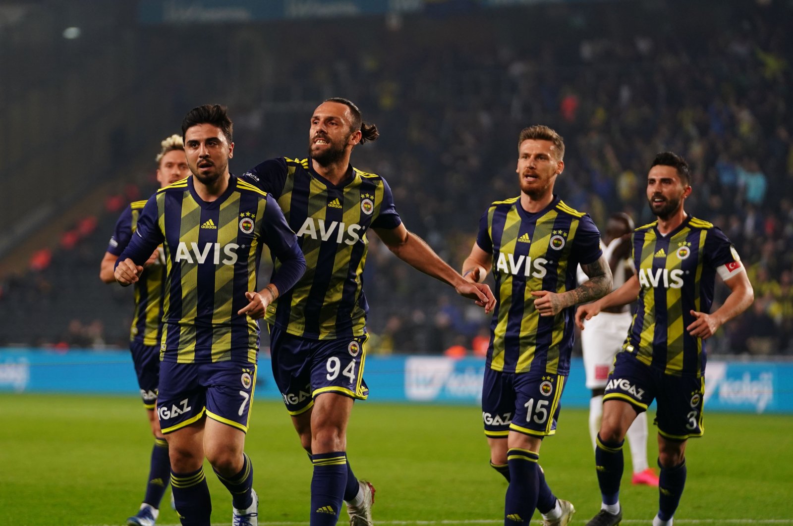 Fenerbahçe players celebrate a goal during a Süper Lig match against Denizlispor, Istanbul, Turkey, March 10, 2020. (İHA Photo)