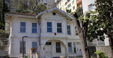 A photo of Saatçi Mansion from afar. (AA Photo)