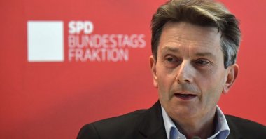 Rolf Muetzenich, parliamentary group leader of Germany's Social Democratic Party (SPD), addresses the media before a parliamentary group meeting in Berlin, Germany, Nov. 5, 2019. (AFP Photo)