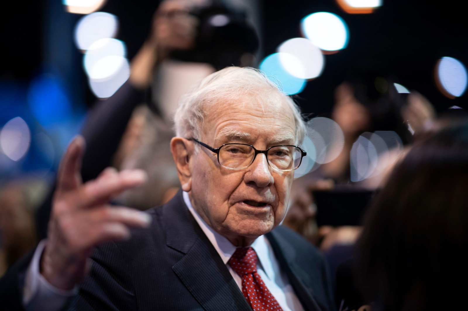 Warren Buffetts Berkshire Hathaway Sells Entire Stakes In Us Airlines Daily Sabah