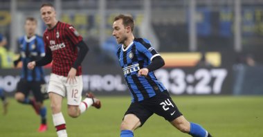 Inter Milan's Christian Eriksen controls the ball during a Serie A match against AC Milan at the San Siro Stadium, Milan, Italy, Feb. 9, 2020. (AP Photo)