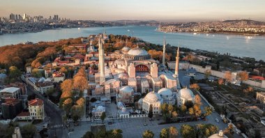 This aerial picture taken on April 25, 2020 shows the Hagia Sophia museum in Istanbul, as Turkish government announced a four-day curfew to prevent the spread of the COVID-19. (AFP Photo)