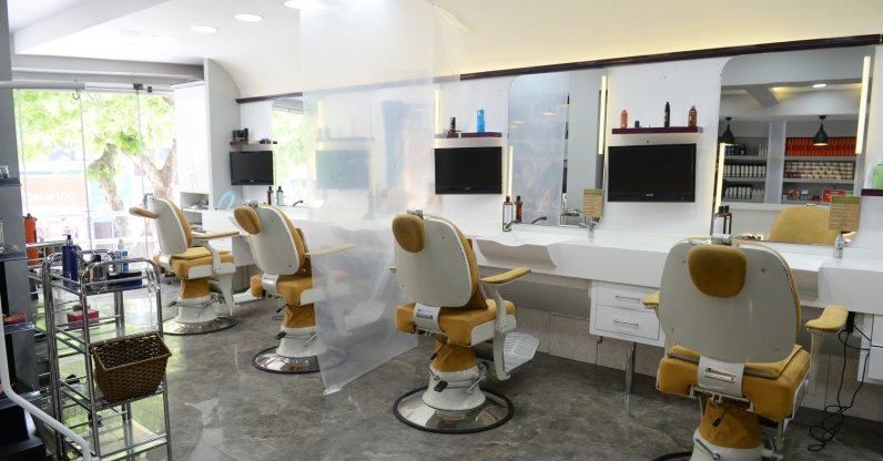 An empty barbershop in Istanbul. Barbershops in Turkey are seeing a surge in appointments as they are set to open on May 11. (AA Photo) 

