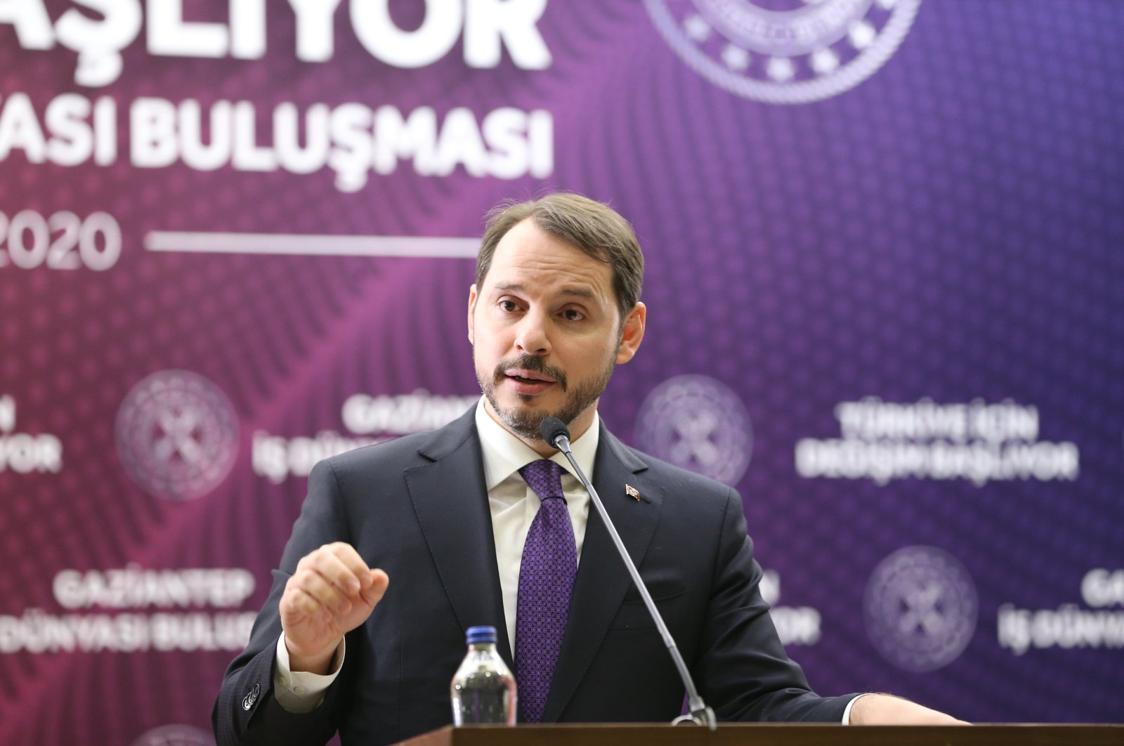 Treasury and Finance Minister Berat Albayrak speaks during a meeting with businesspeople in Turkey's southeastern Gaziantep province, Feb. 20, 2020. (AA Photo)