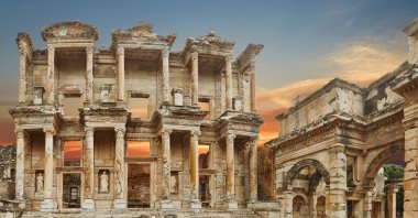 Yusuf Güney's performance will take place at the ancient city of Ephesus. (iStock Photo)