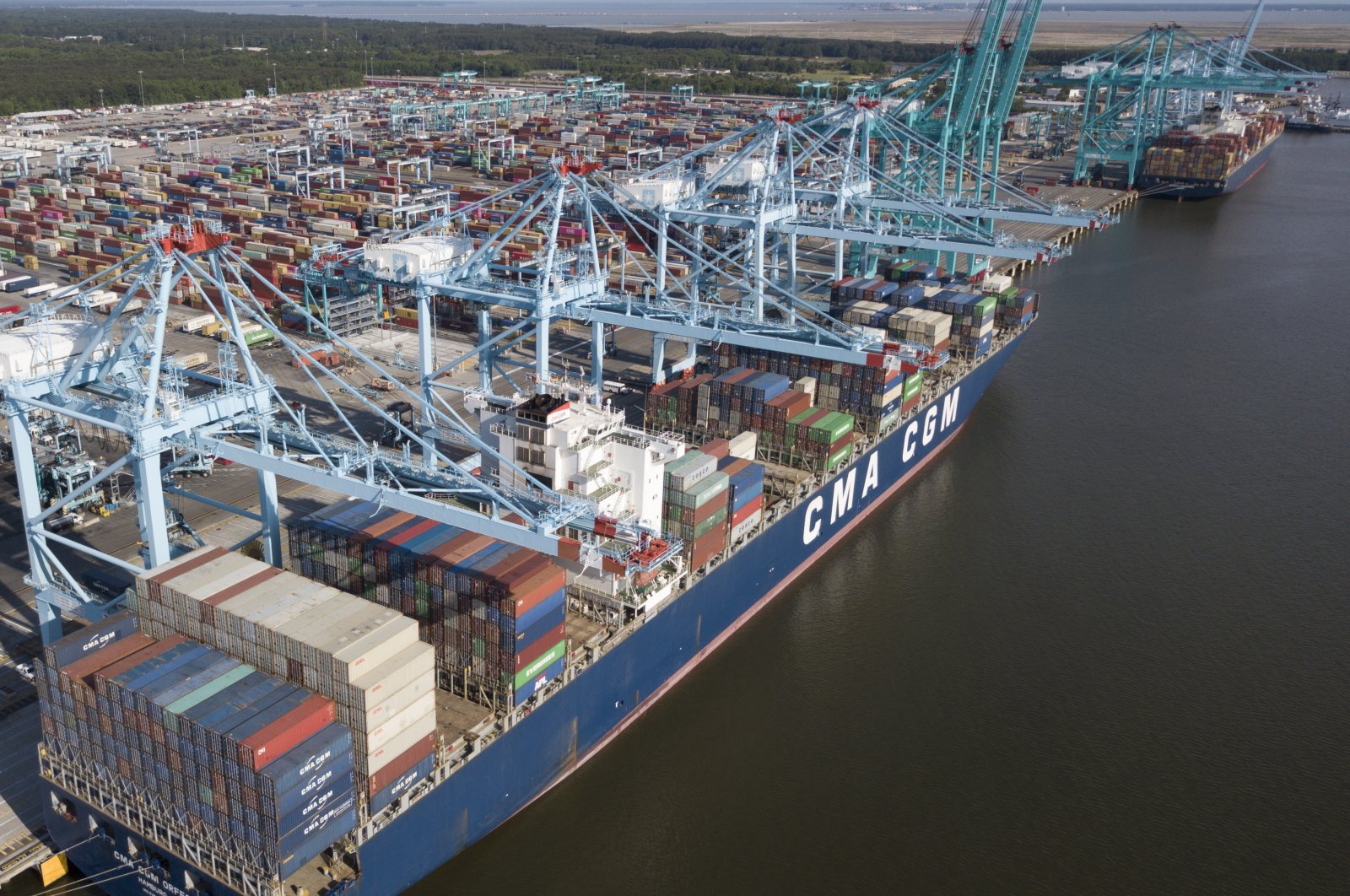 A container ship is unloaded at the Virginia International Gateway terminal in Norfolk, Virginia, U.S., May 10, 2019. (AP Photo)