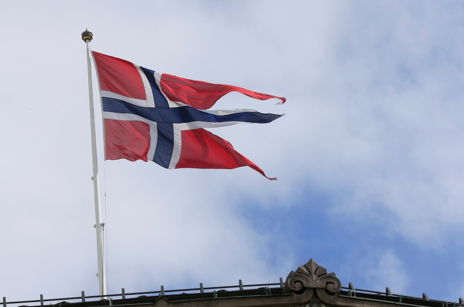 A Norwegian flag flutters over building in Oslo, Norway May 31, 2017. (REUTERS Photo)