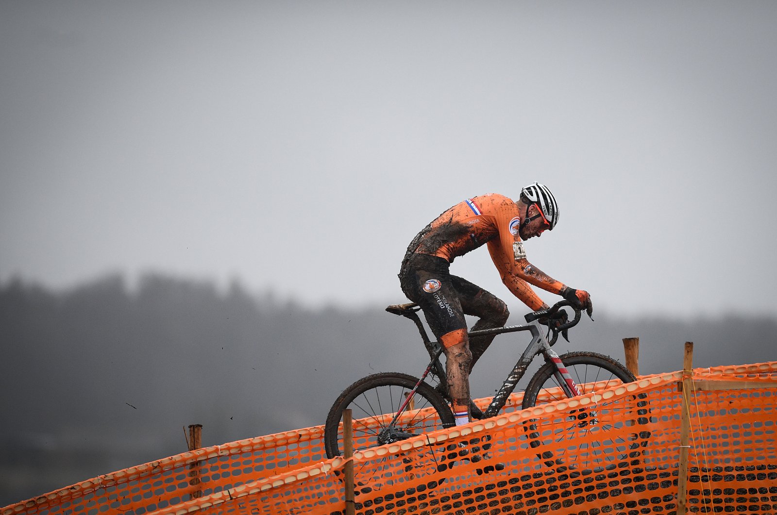 Mathieu Van Der Poel in action during the men's elite race at the World Championships cyclocross cycling in Dubendorf, Switzerland, Feb. 2, 2020. (Reuters Photo)