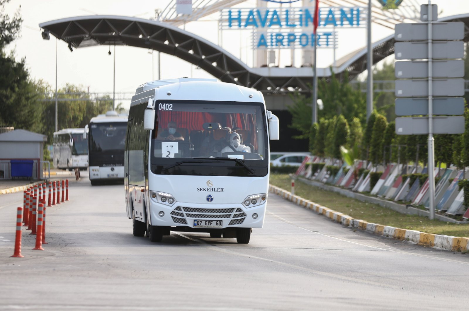 More than 300 Turks were repatriated to their homeland amid the novel coronavirus outbreak. A bus brings the evacuated from the airport to a dormitory in Ordu, May 16, 2020. (AA Photo)