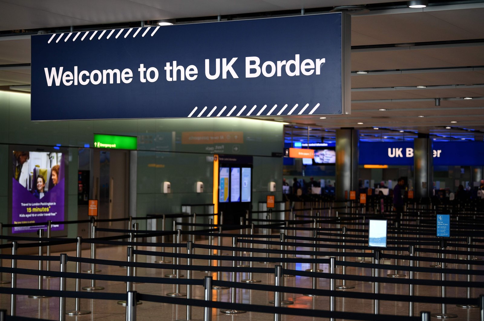 A UK border sign at the passport control in The Arrivals Hall of Terminal 2 at Heathrow Airport, west of London, July 16, 2019. (AFP Photo)