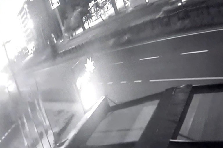 A supposed meteorite lights up the night sky in Turkey's Trabzon province, as seen from a CCTV camera, May 27, 2020. (IHA Photo)