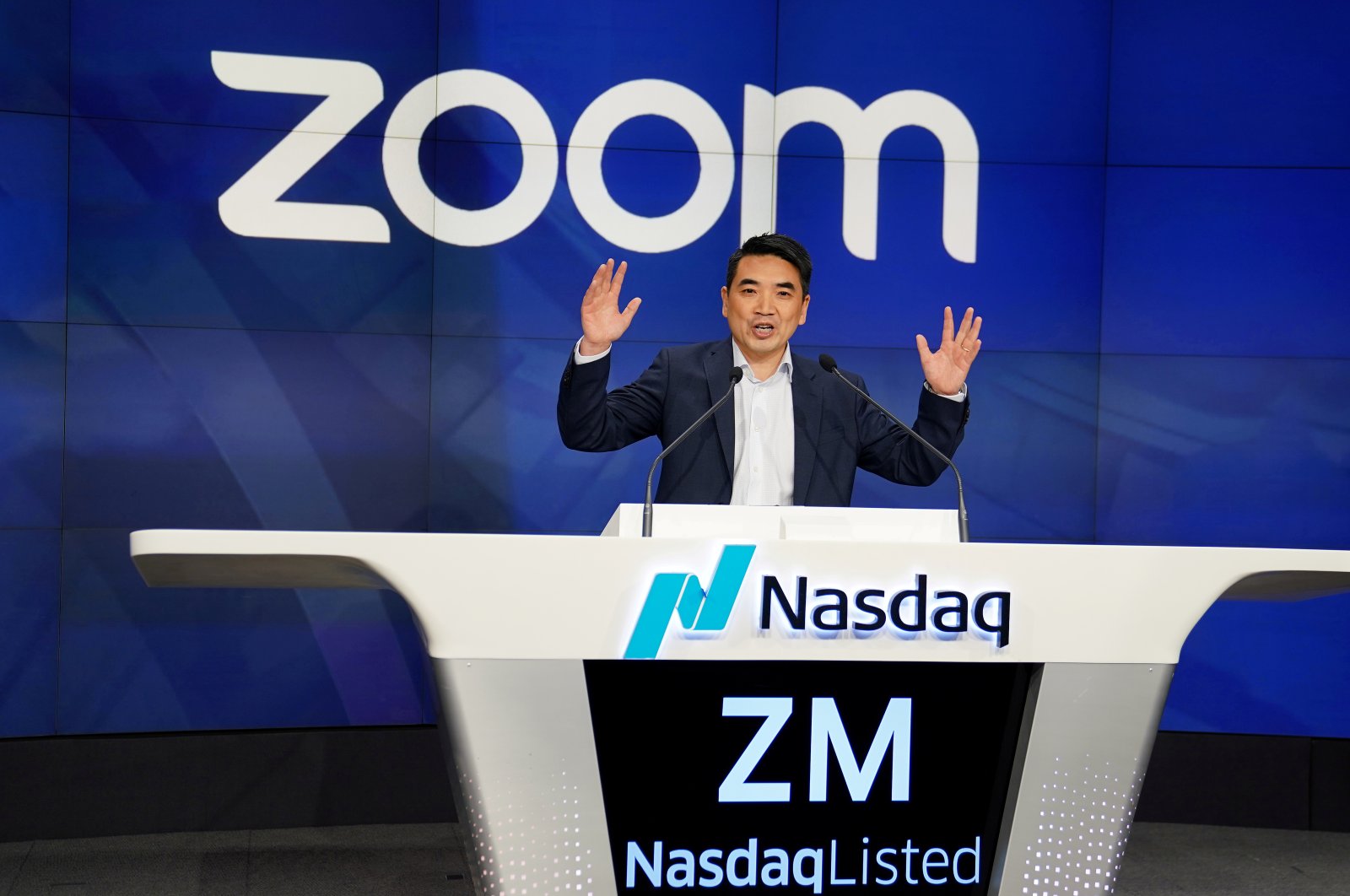 Eric Yuan, CEO of Zoom Video Communications takes part in a bell-ringing ceremony at the NASDAQ MarketSite in New York, New York, U.S., April 18, 2019. (Reuters Photo)