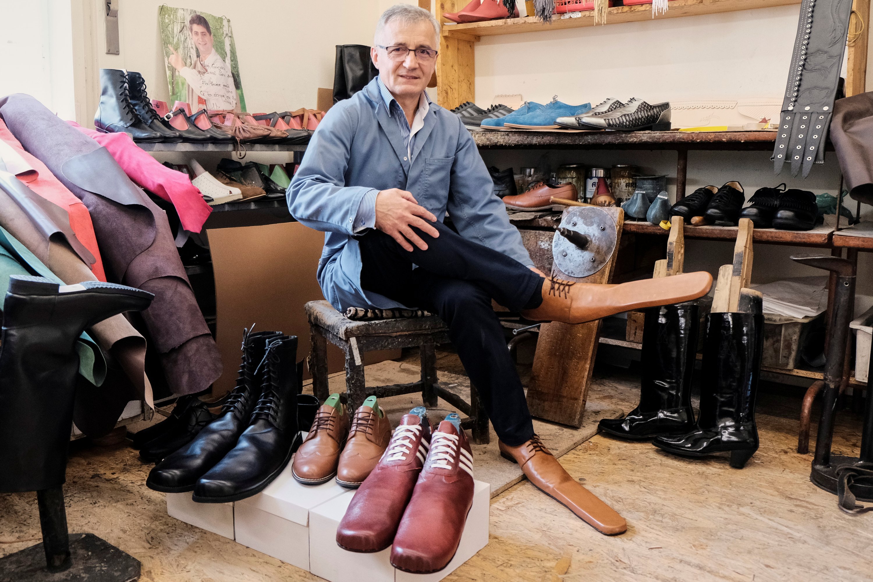 sexual vaccination sheep Romanian cobbler creates size 75 shoes to keep people apart | Daily Sabah
