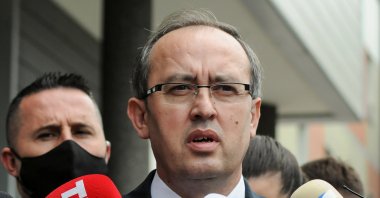 Kosovo's new Prime Minister Avdullah Hoti, of the center-right Democratic League of Kosovo, talks to media outside the parliament building, Pristina, June 3, 2020. (REUTERS Photo)