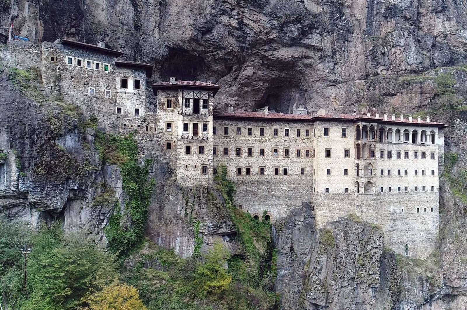 Sümela Monastery is carved out of rocks in a wooded area 300 meters above the Altındere Valley, Trabzon. (İHA PHOTO)