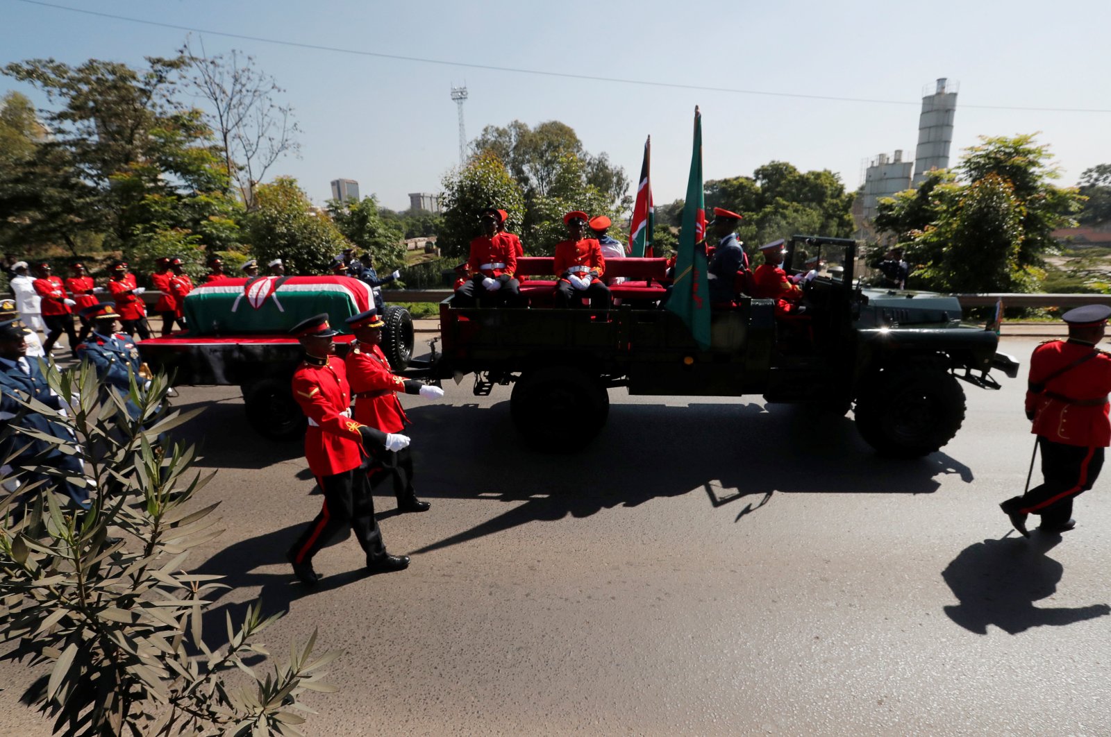 Military officers escort a gun carriage carrying the coffin of late President Daniel Arap Moi during a state funeral procession to Nyayo National Stadium, the venue of the national memorial service, Nairobi, Kenya, Feb. 11, 2020. (Reuters Photo)