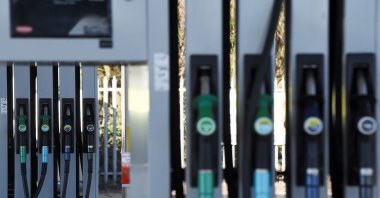 Petrol pumps are seen at a BP petrol station in Liverpool, northwest England, Feb. 7, 2018. (AFP Photo)
