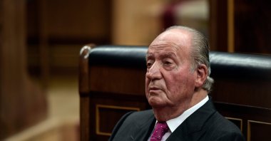 Spain's former King Juan Carlos attends commemorative acts marking the 40th anniversary of the Spanish Constitution at the parliament, Madrid, Dec. 6, 2018. (AFP Photo)