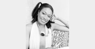 In this file photo, Bonnie Pointer poses for a portrait in Los Angeles, Sept. 4, 1979. (AP Photo)