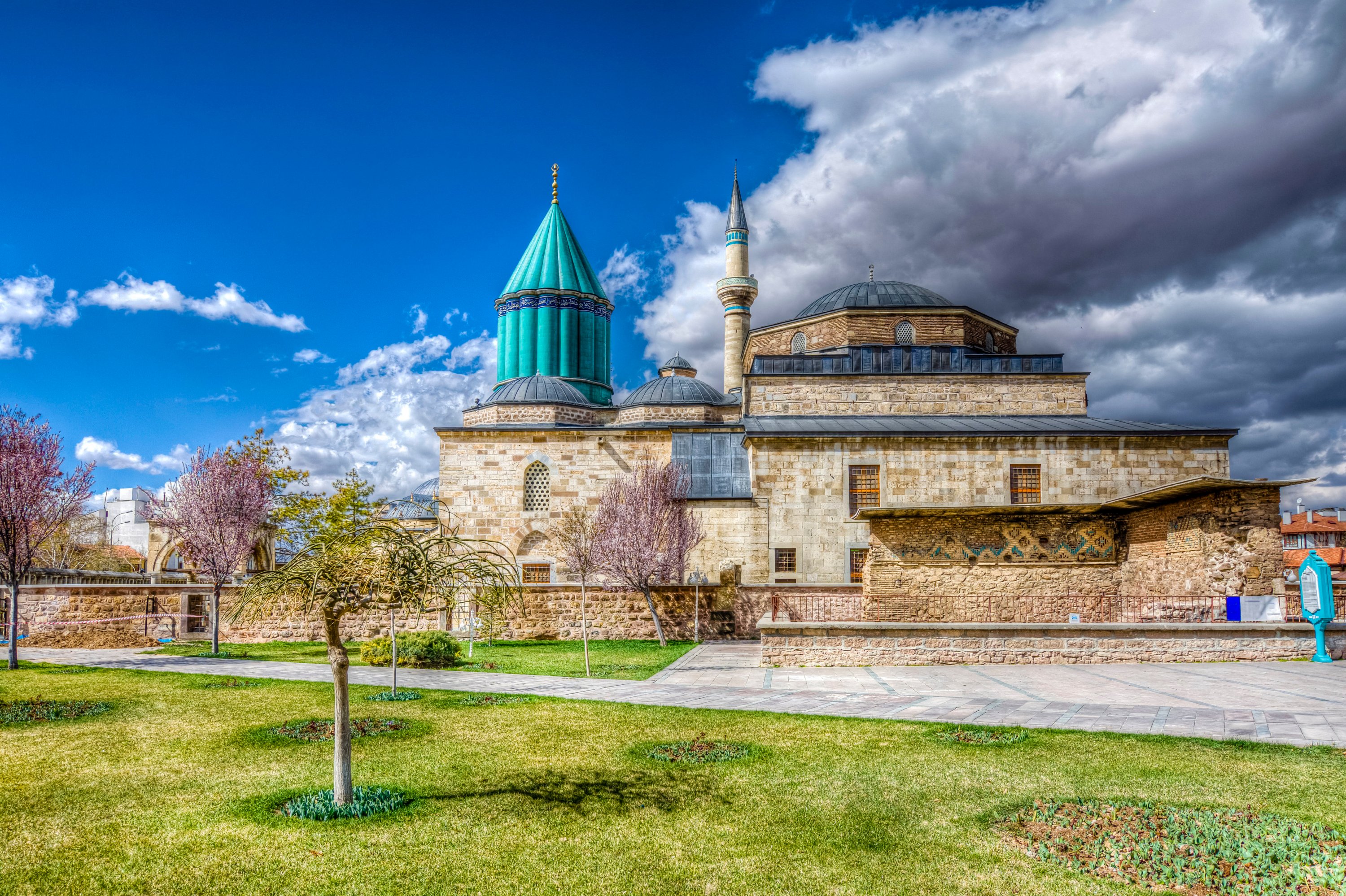  Mevlana Museum - Mausoleum of Jalal ad-Din Muhammad Rumi