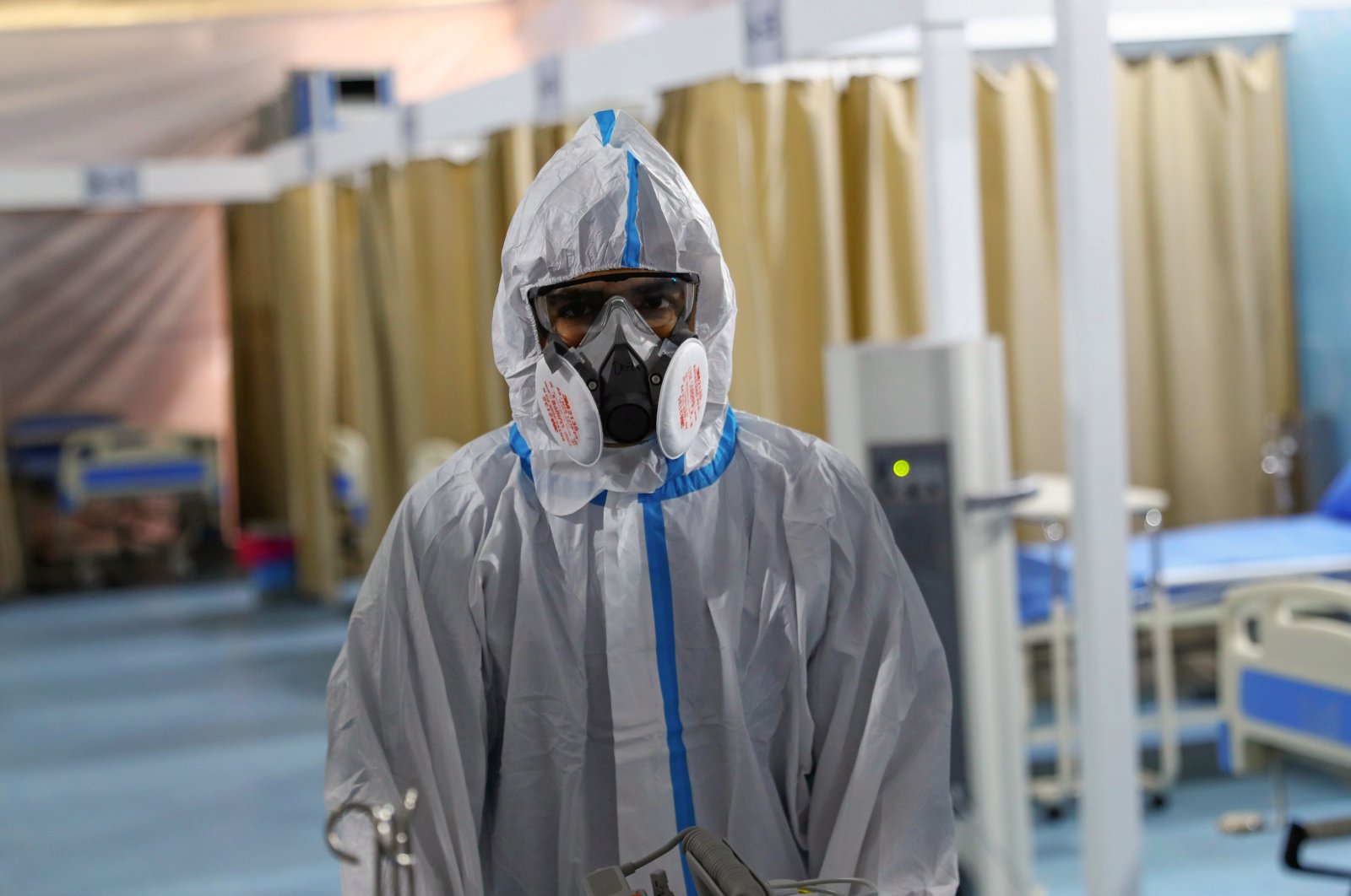 A health worker is seen at the Ain Shams field hospital prepared to receive COVID-19 patients, during the global outbreak of the coronavirus, in Cairo, Egypt, June 15, 2020.  (Reuters Photo)
