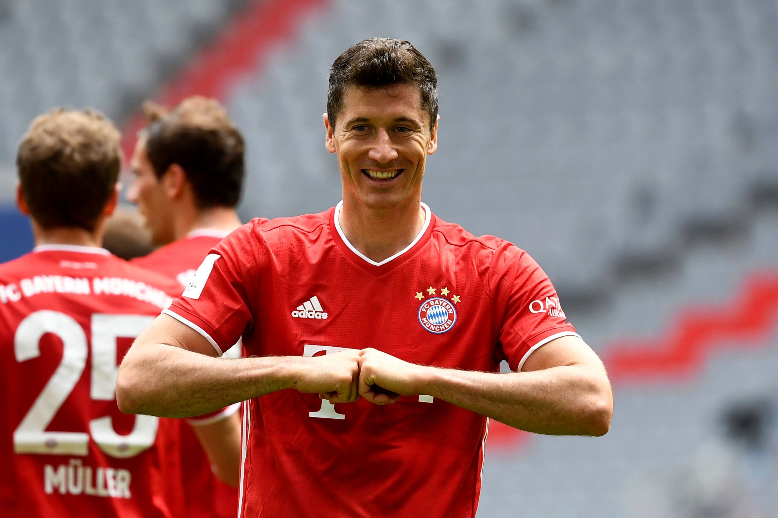 Bayern S Lewandowski Claims Bundesliga Record As Dortmund Secures Runner Up Spot Daily Sabah